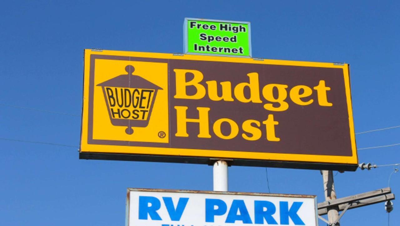 Golden Wheat Budget Host Inn Junction City Buitenkant foto